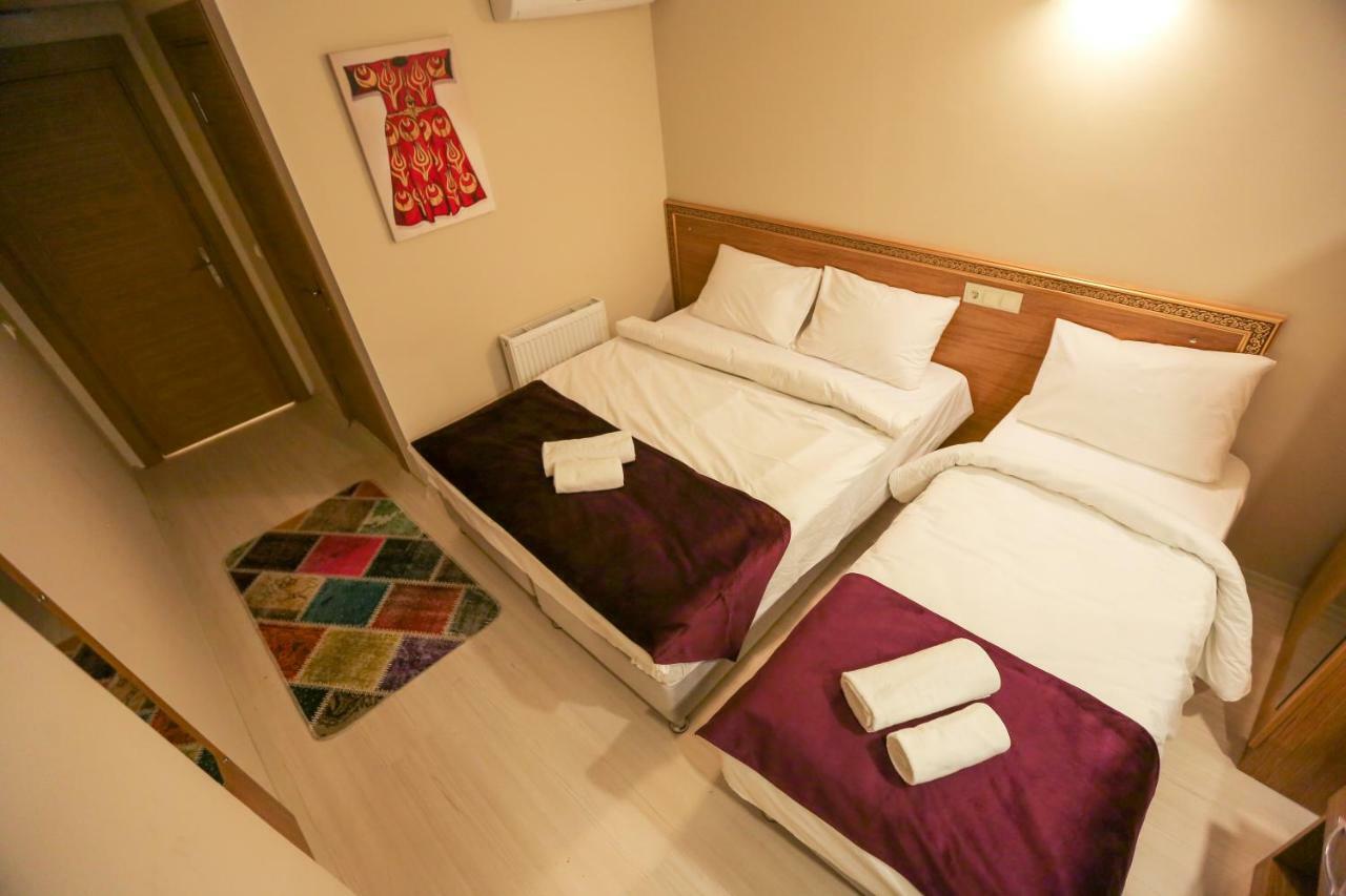 Grand Airport Hotel